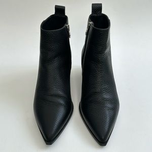 Everlane The Boss Boot - Pebbled Black Leather Size 7.5